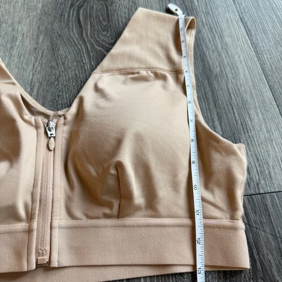 Tommie Copper Beige Zip-Front Sports Bra Size XL